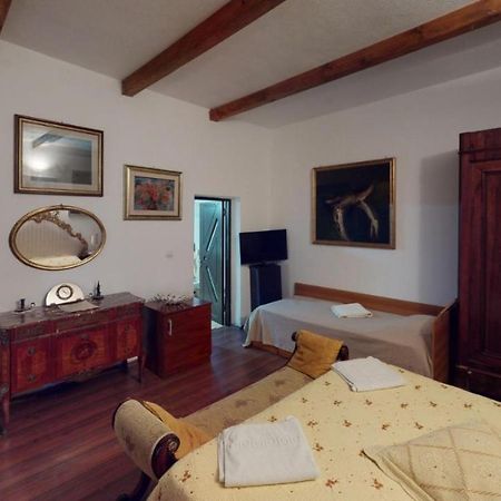 Villa Giulia Islaz Екстер'єр фото