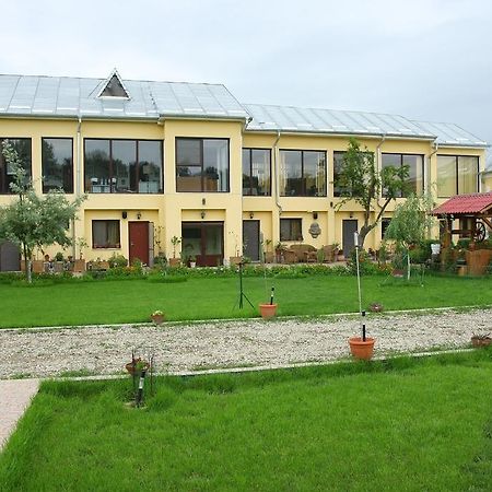 Villa Giulia Islaz Екстер'єр фото