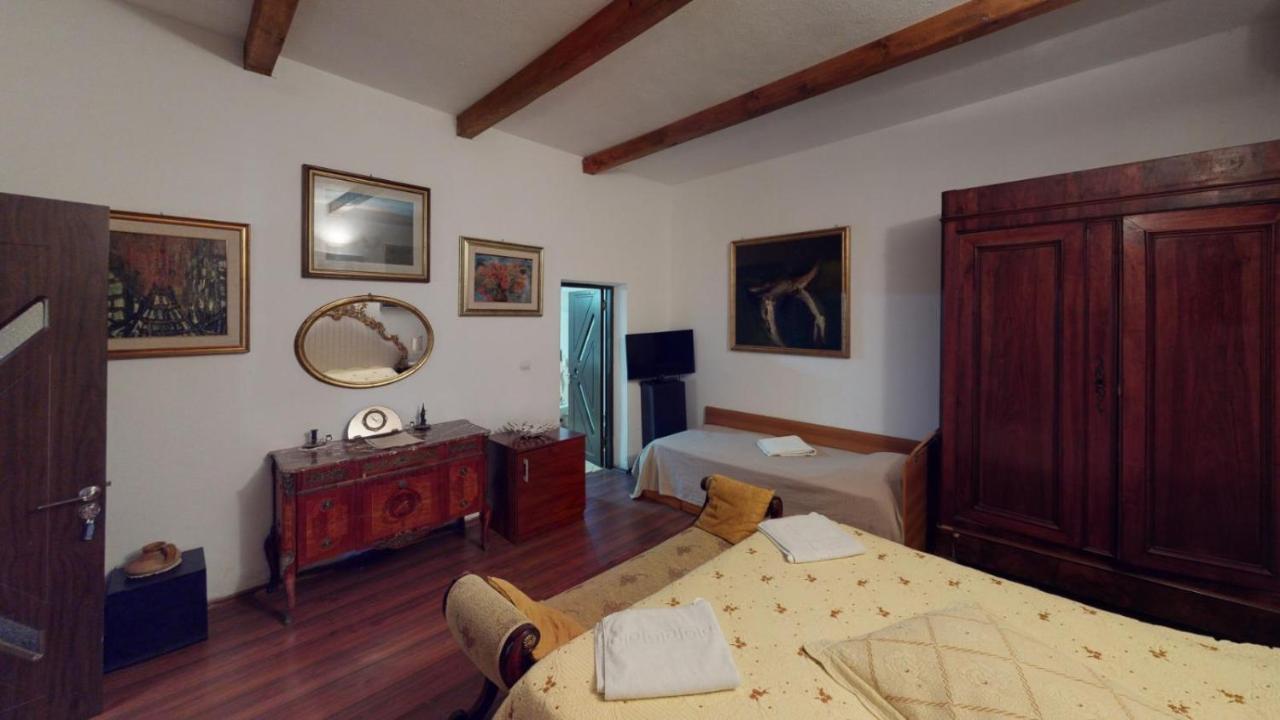 Villa Giulia Islaz Екстер'єр фото