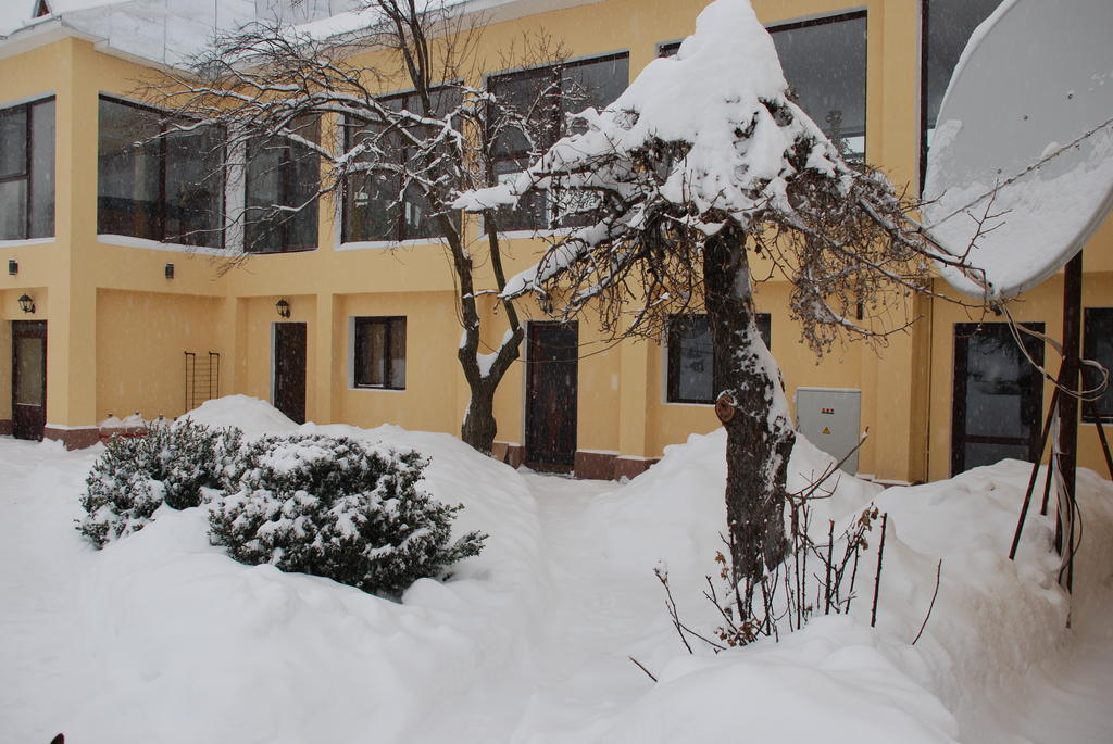 Villa Giulia Islaz Екстер'єр фото